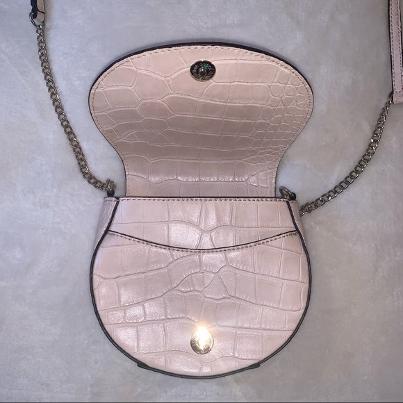 Guess Baby Pink Cross Body Mini Bag - Picture 10 of 13